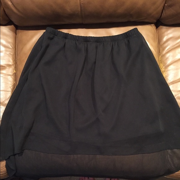 🖤Hi-Low semi-sheer skirt - Picture 4 of 7